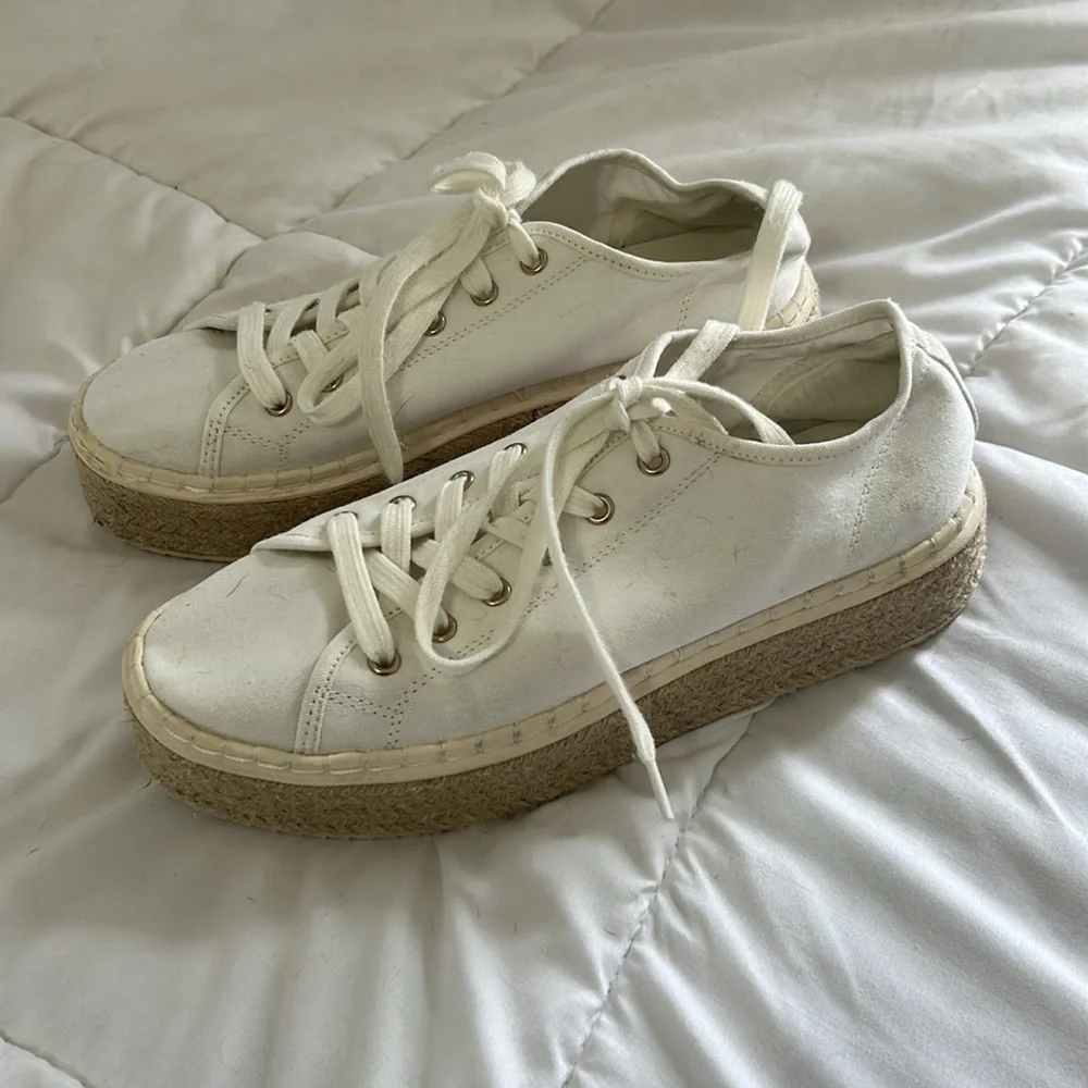 H&M Cream Espadrille Platform Sneakers size 7/38 casual lace up sneaker